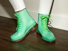 9 pictures - August Ames Goodbye Kitty