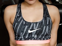 8 pictures - Eloisa Guerra Jumping Out The Gym