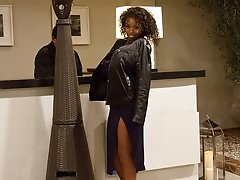 8 pictures - Asia Amour on a Dinner Date