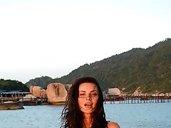 7 pictures - Jasmine Jazz On Kong Island