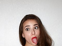 8 pictures - Elsa Vernos by Ismael Desna