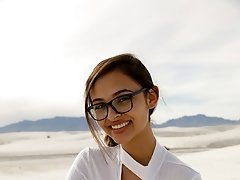 8 pictures - Alejandra Cobos White Sands I