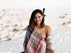 8 pictures - Alejandra Cobos White Sands 2